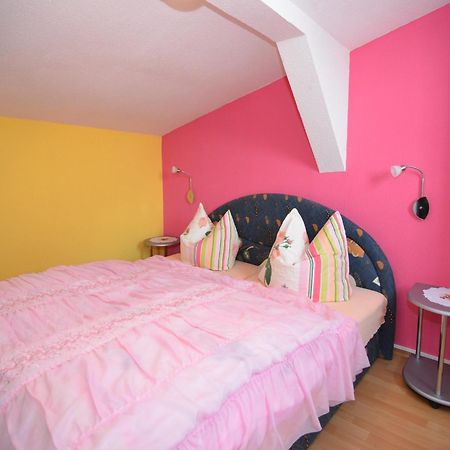 Holiday Home In Neustadt Am Rennsteig With Pond 外观 照片