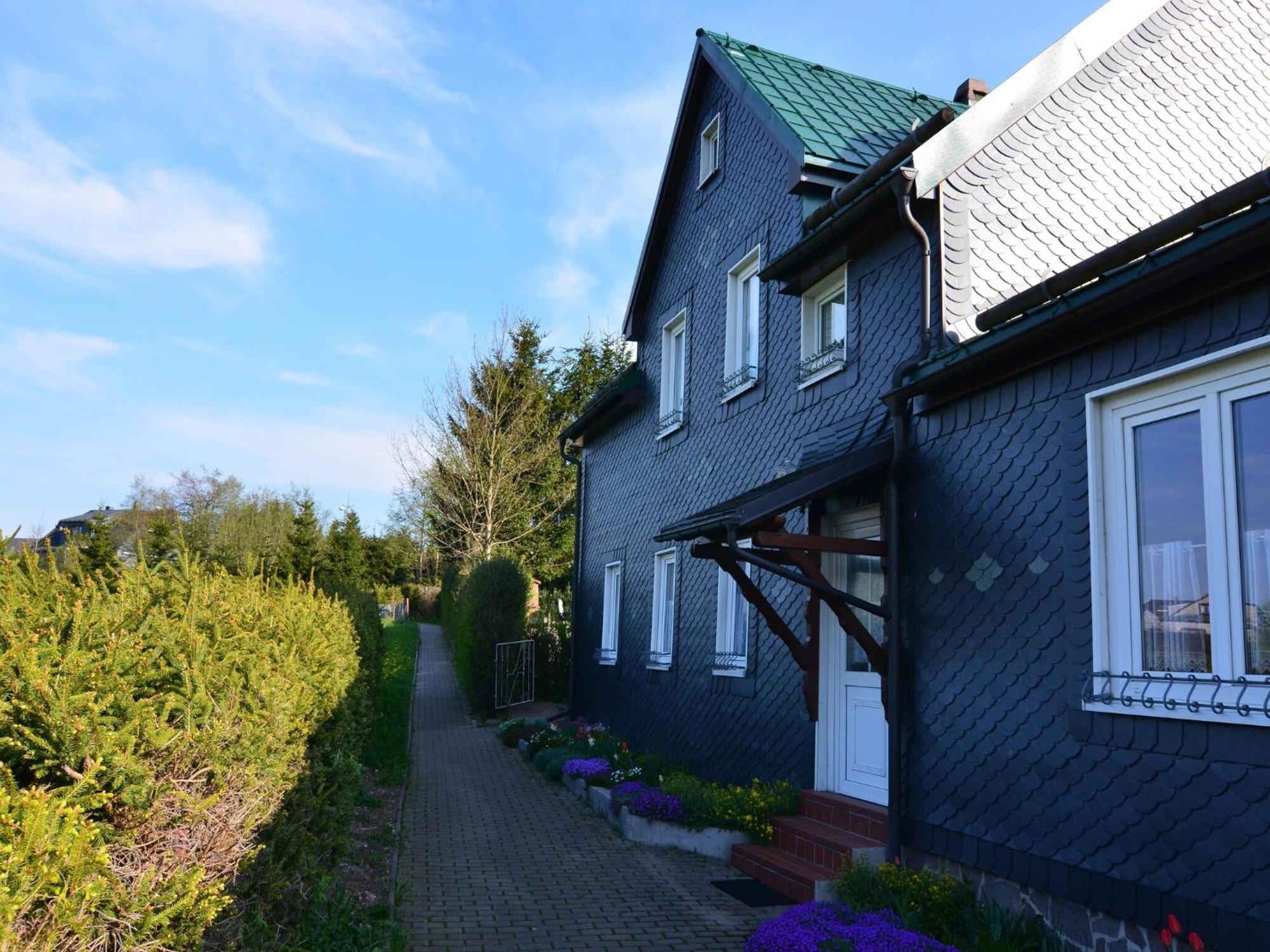 Holiday Home In Neustadt Am Rennsteig With Pond 外观 照片