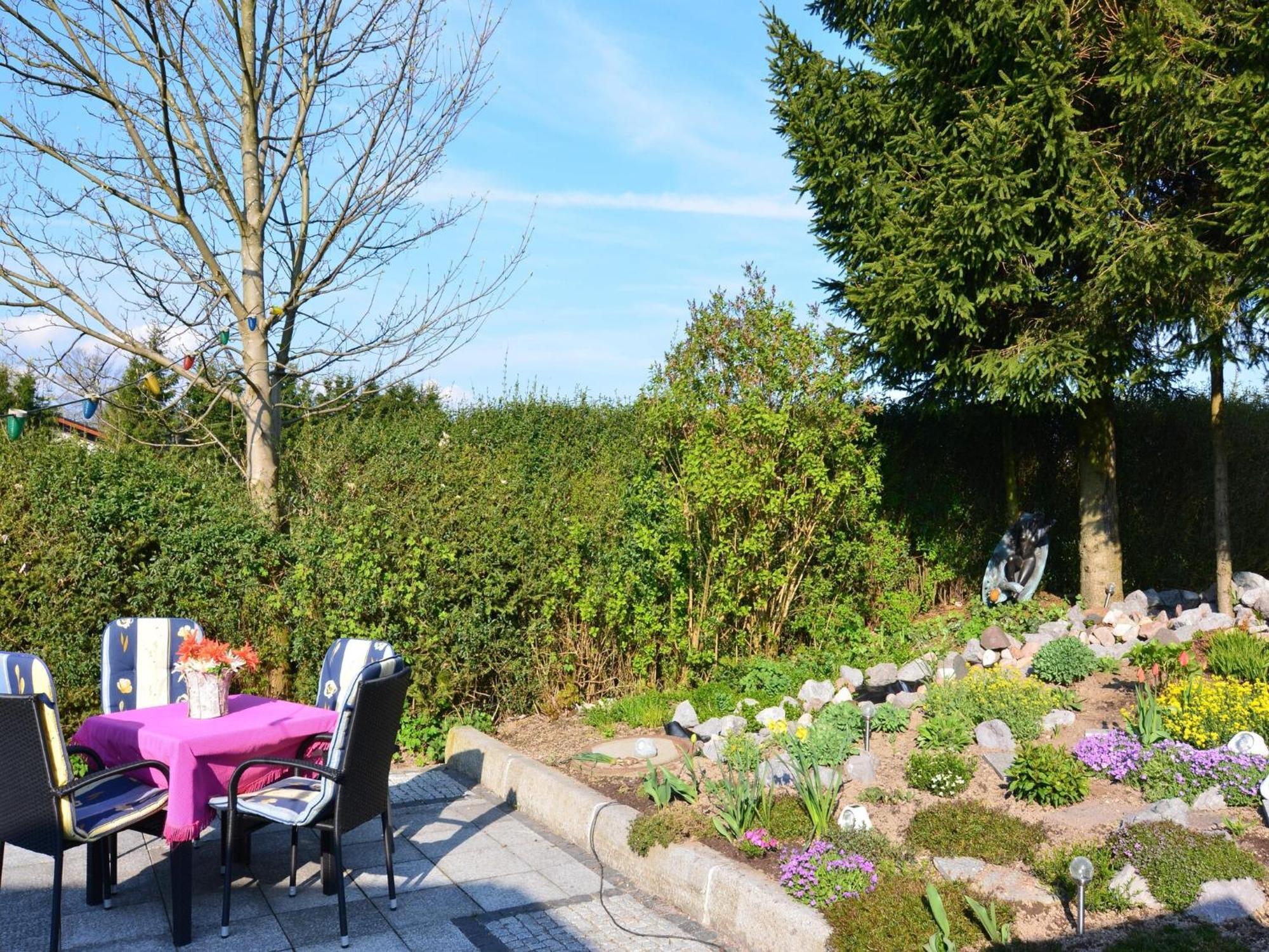 Holiday Home In Neustadt Am Rennsteig With Pond 外观 照片