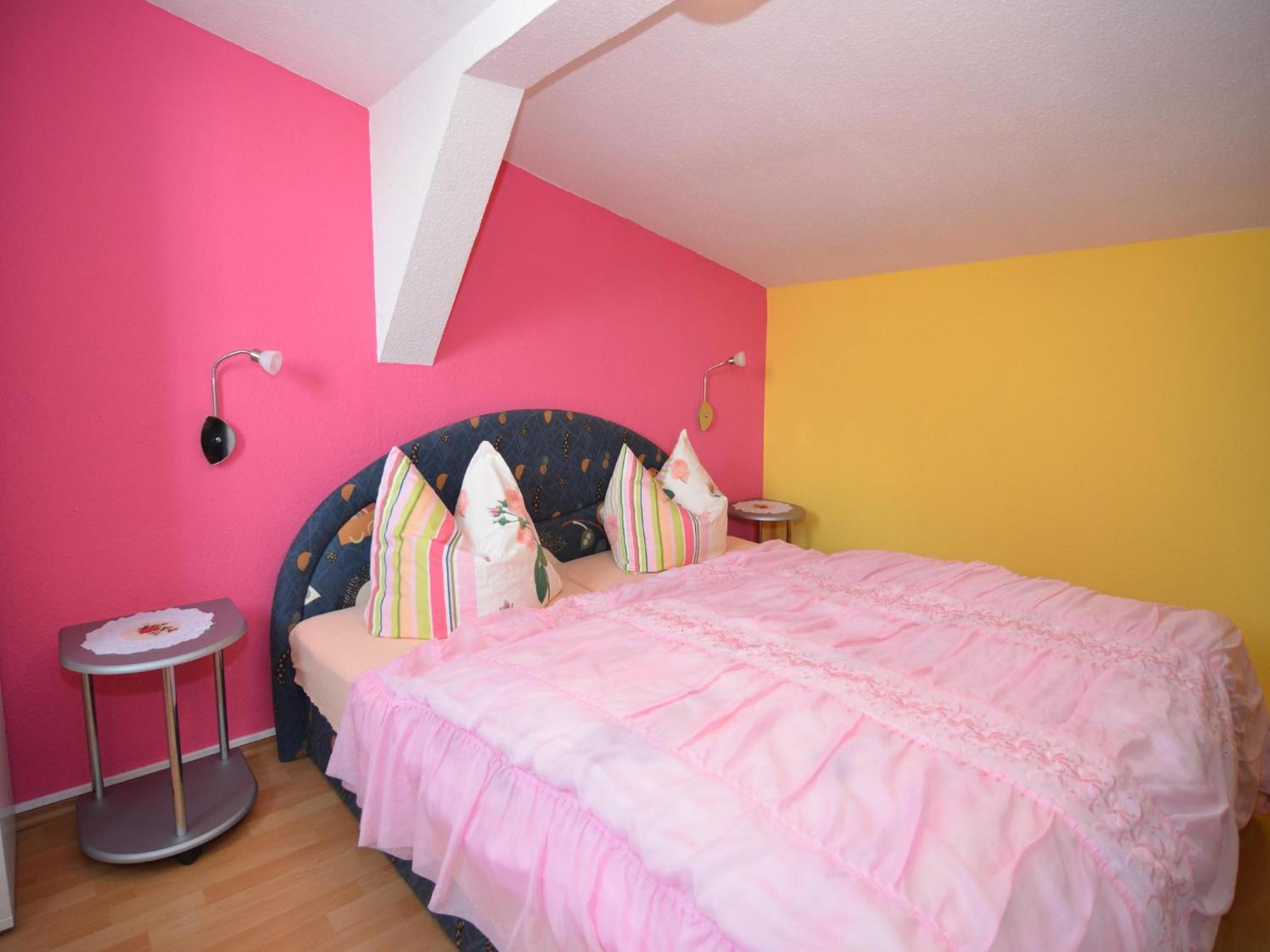 Holiday Home In Neustadt Am Rennsteig With Pond 外观 照片